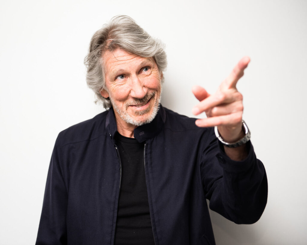 Φραστική επίθεση του Roger Waters κατά του Βοno