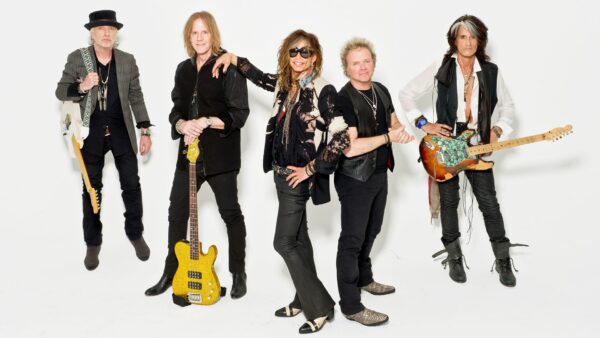 Οι Aerosmith δημοσιεύουν τις πρώτες φωτογραφίες από τις πρόβες εν όψει της επανόδου τους στο Hollywood Bowl