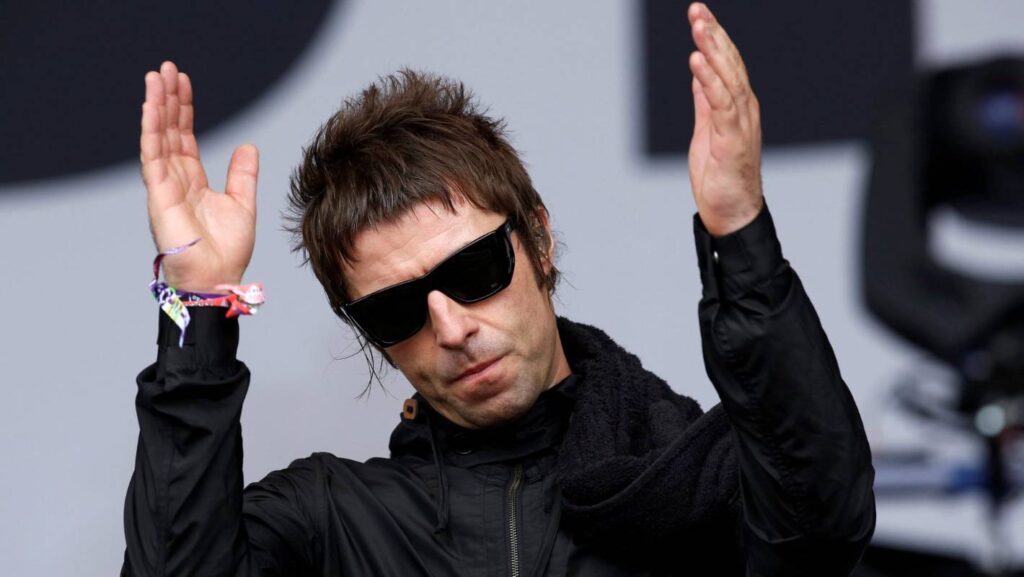 Ο Liam Gallagher διαψεύδει τις φήμες ότι οι Oasis αφαίρεσαν το Hello από το setlist της περιοδείας τους
