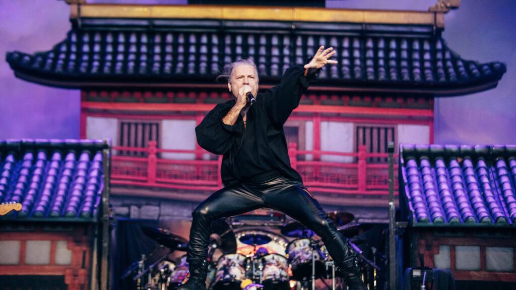 Iron Maiden: Κυκλοφόρησαν βίντεο από τη Future Past Tour για τους θαυμαστές τους