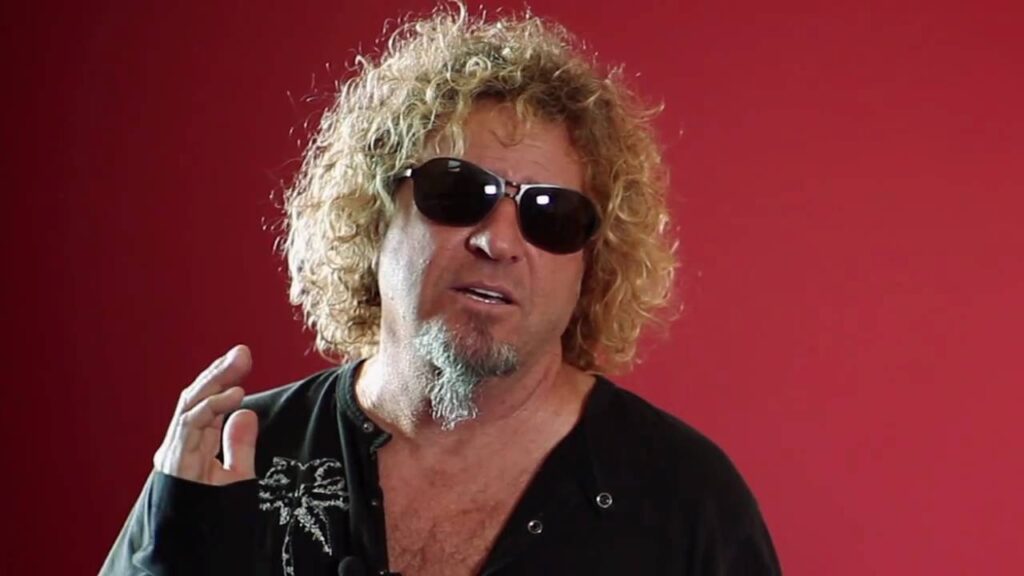 Ο Sammy Hagar στο αφιέρωμα των «CMT Music Awards» για τον Toby Keith