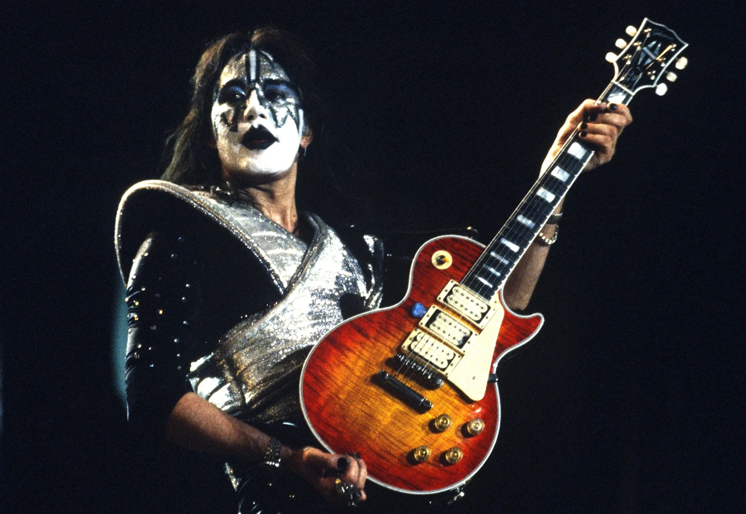 Αce Frehley – Το χρέος του στην εφορία τον κρατά μακριά από την Ευρώπη