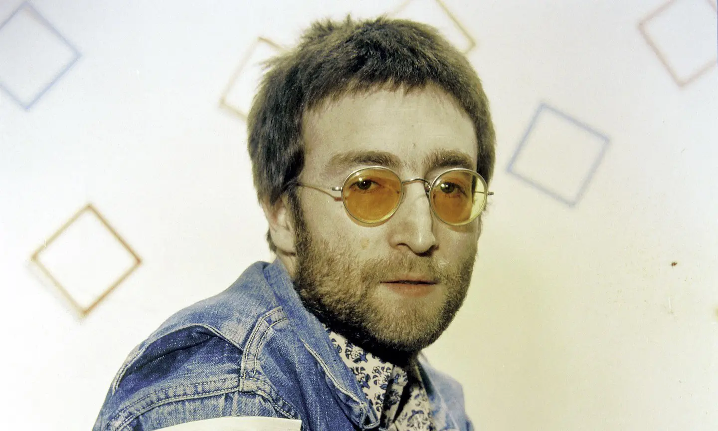 Σε δημοπρασία η επιστολή του John Lennon στον Eric Clapton