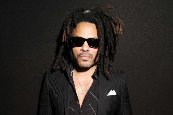 Lenny Kravitz: Απέτισε φόρο τιμής στον Prince στην 10η επέτειο του θανάτου του