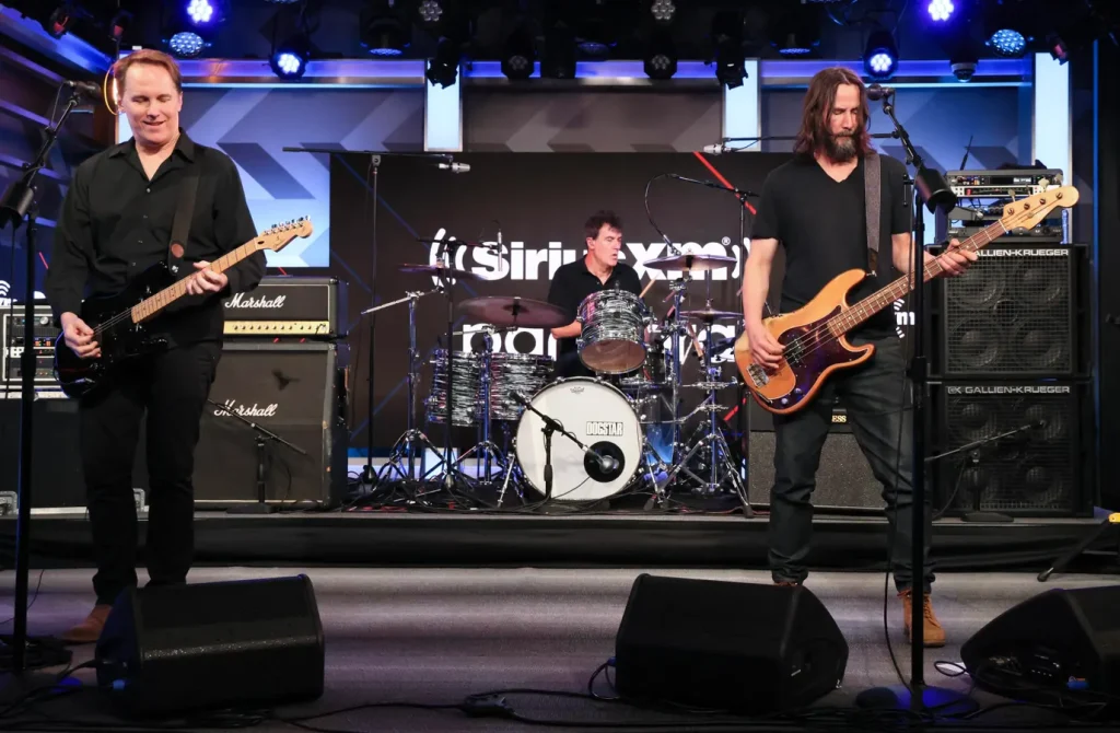 Dogstar: Kαλοκαιρινή περιοδεία στη Βόρεια Αμερική