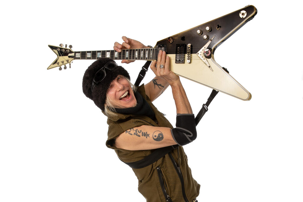 Αxl Rose, Dee Snider, Slash και Roger Glover στο νέο άλμπουμ του Michael Schenker