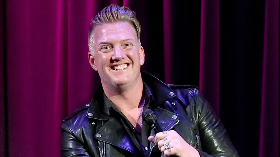 Queens of the Stone Age: Η πρώτη μπάντα που θα παίξει στις ιστορικές κατακόμβες του Παρισιού