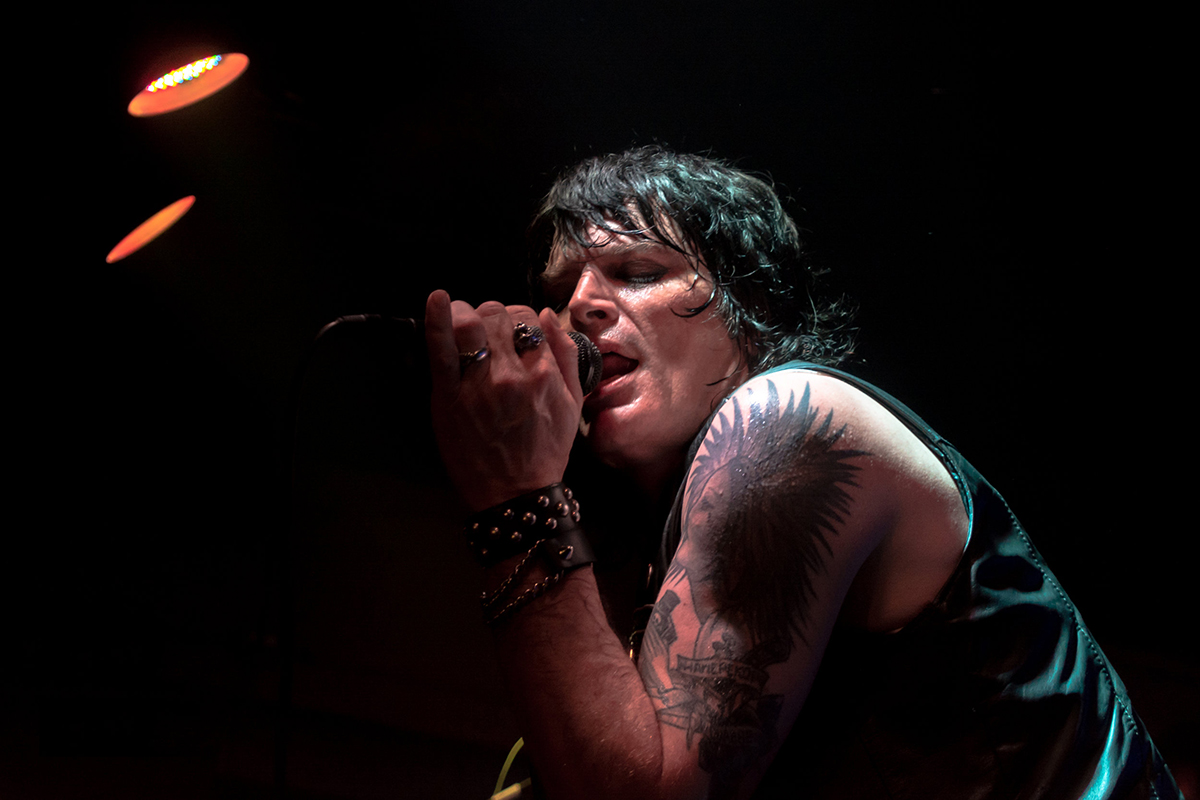 Dead Boys: Αποχώρησε ο τραγουδιστής Jake Hout λόγω τεχνητής νοημοσύνης