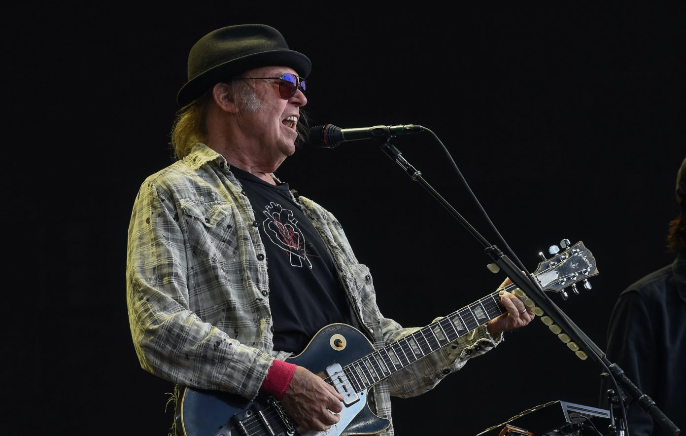 Neil Young: Κυκλοφορεί το “χαμένο” άλμπουμ Oceanside Countryside