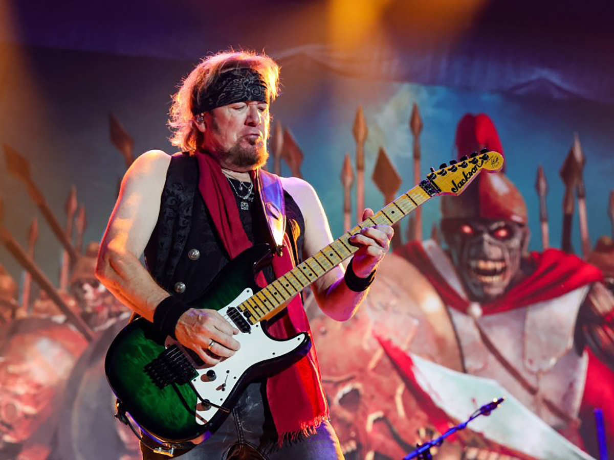 ADRIAN SMITH των IRON MAIDEN: Μόνο ένα μικρό ποσοστό των μουσικών στα συγκροτήματα βγάζει τα προς το ζην από τη μουσική