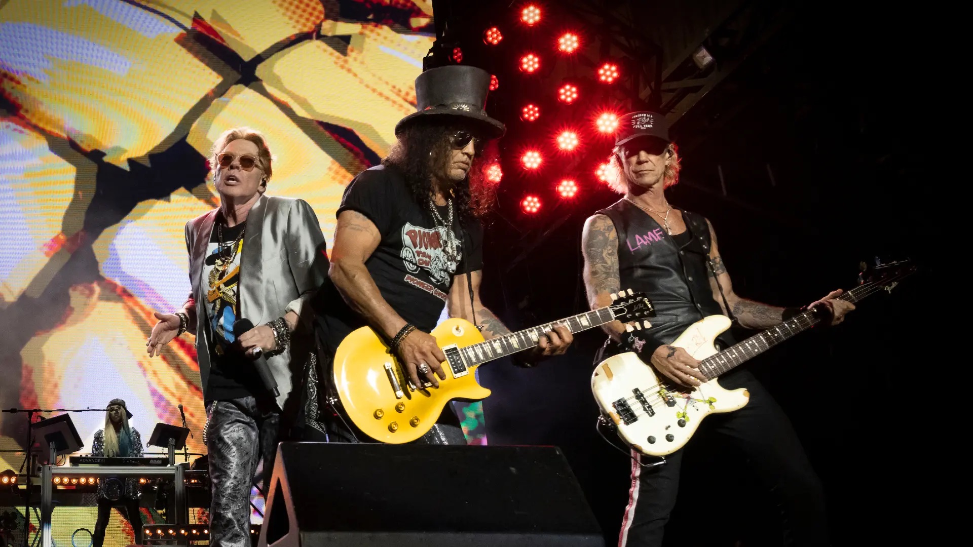 Δείτε τους Guns N’ Roses να διασκευάζουν live ένα κλασικό τραγούδι των Thin Lizzy