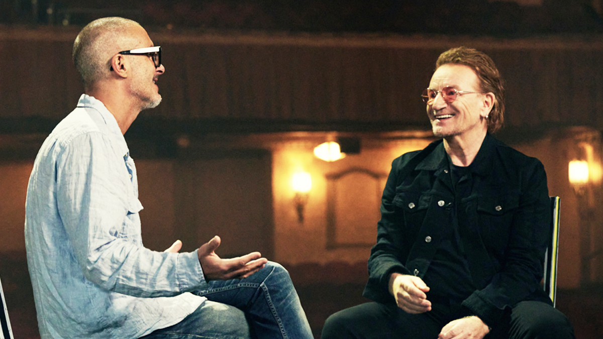 Ο Bono ανυπομονεί για το reunion των Oasis, και μεταφέρει τις σκέψεις του Noel Gallagher