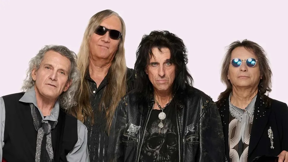 Η αυθεντική μπάντα των ALICE COOPER μοιράζεται το ‘Up All Night’ από το επερχόμενο άλμπουμ ‘The Revenge Of Alice Cooper’