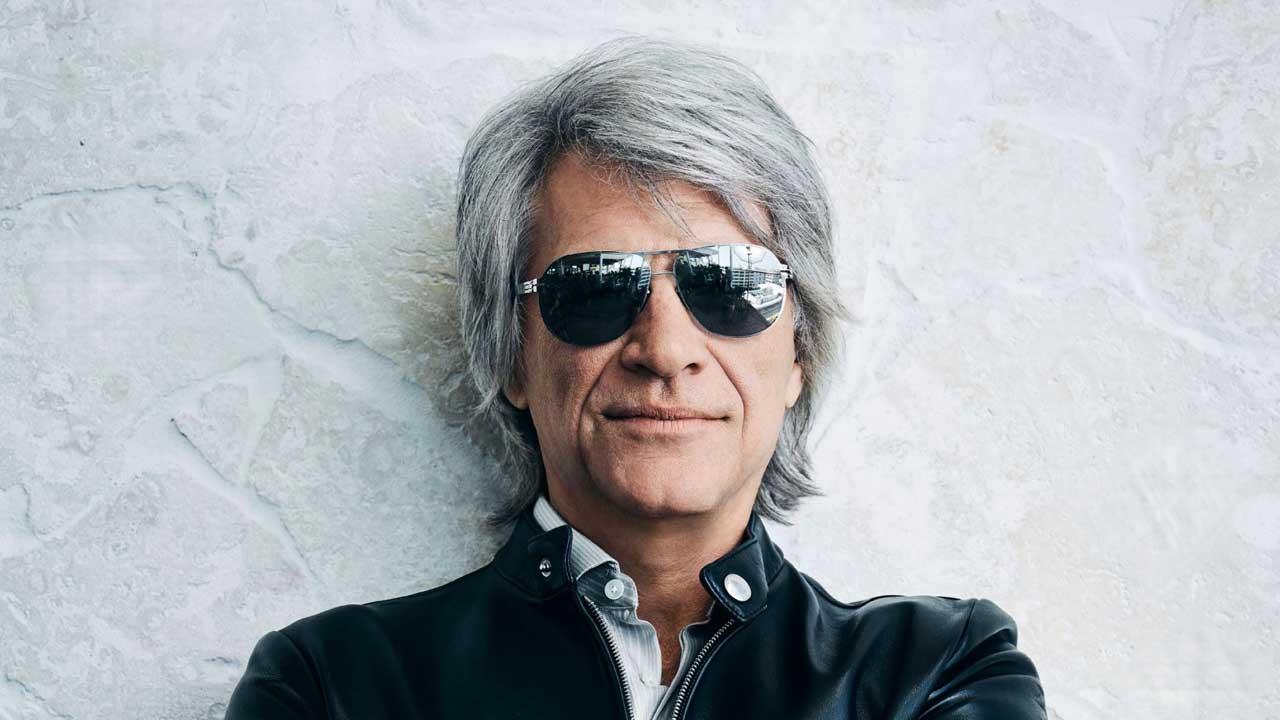Ο JON BON JOVI συζητά την επιρροή του FRANK SINATRA στο «It’s My Life»
