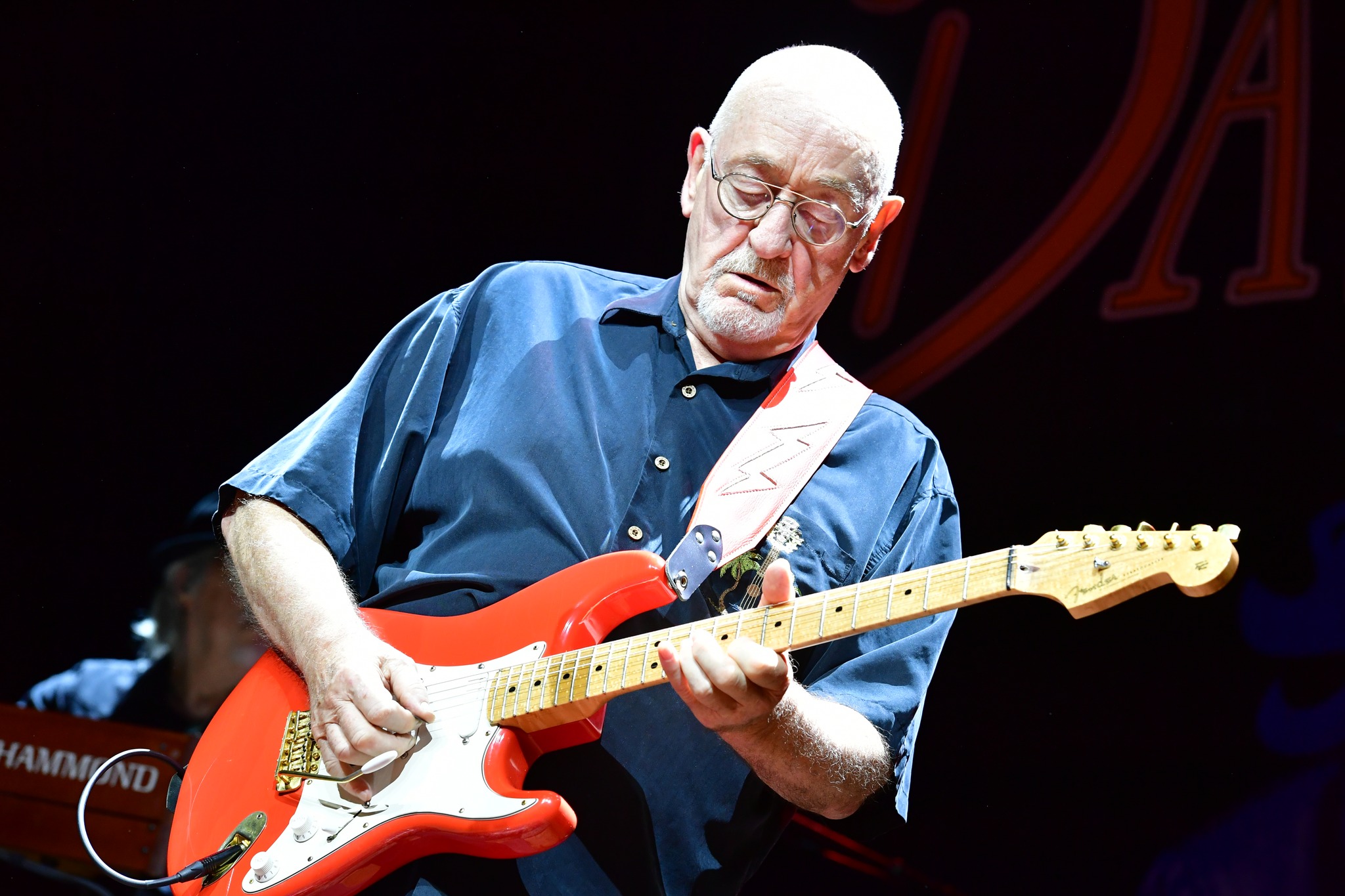 Ο Dave Mason αποσύρεται από τις περιοδείες λόγω συνεχιζόμενων προβλημάτων υγείας