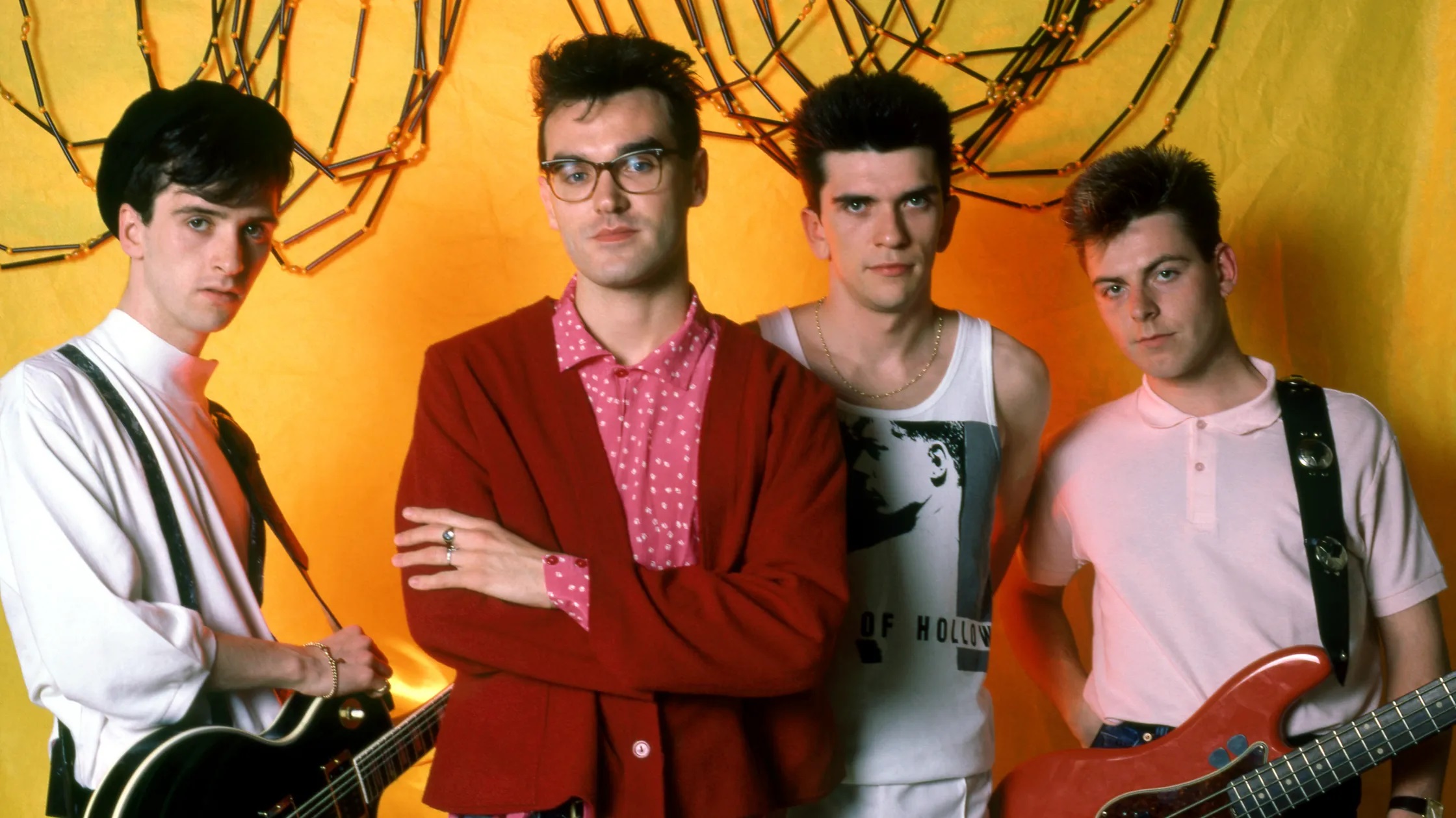Ο Morrissey βγάζει στο «σφυρί» τα δικαιώματά του στους Smiths
