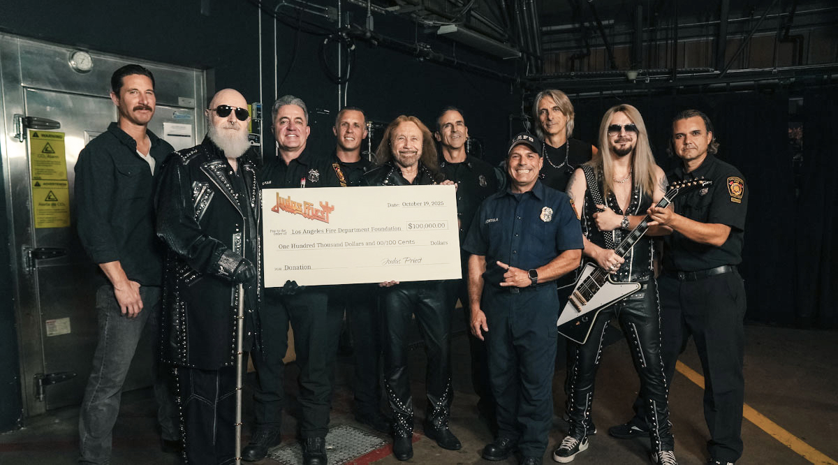 Οι JUDAS PRIEST δωρίζουν 100.000 δολάρια στην Πυροσβεστική Υπηρεσία του Λος Άντζελες
