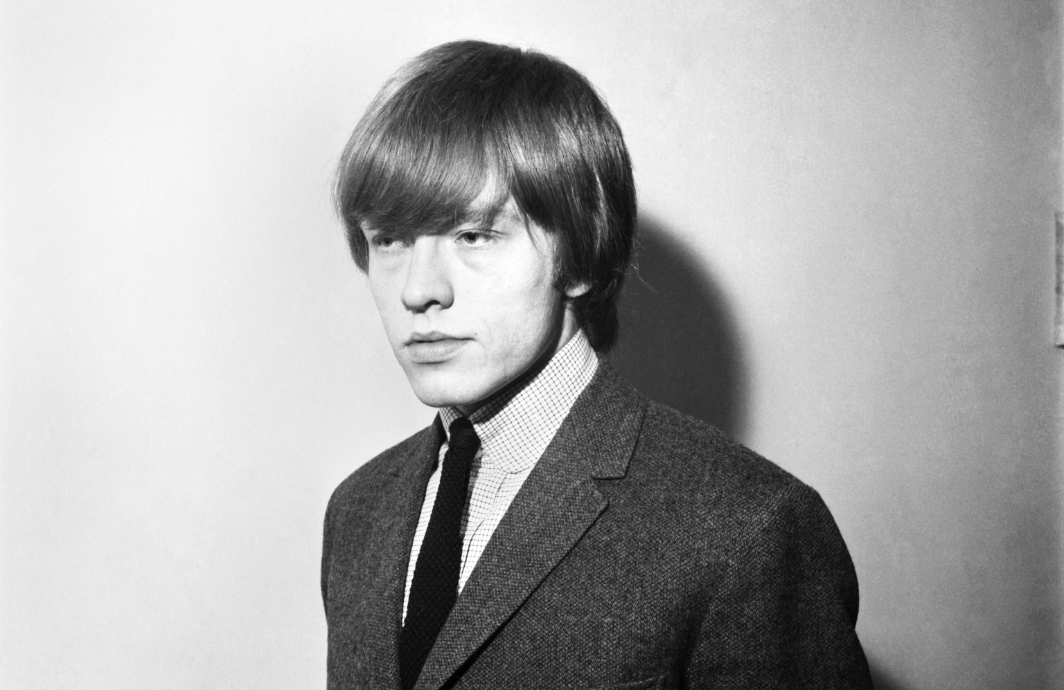 Η κιθάρα που ο Brian Jones δίδαξε τον Keith Richards και έπαιξε στο ντεμπούτο single των Rolling Stones, πουλήθηκε 150.000 δολάρια