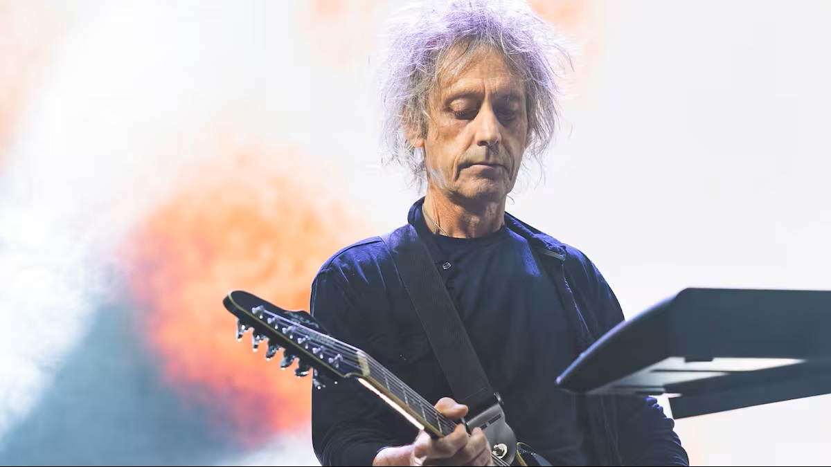 ”Έφυγε” από τη ζωή ο Perry Bamonte, κιθαρίστας και πληκτράς των Cure