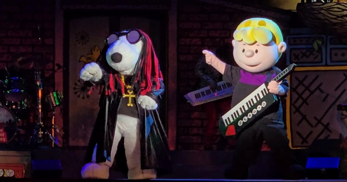 Ο SNOOPY κάνει το ντεμπούτο του ως «Πρίγκιπας του Barkness» στο αφιέρωμα του Knott’s Berry Farm στον OZZY OSBOURNE