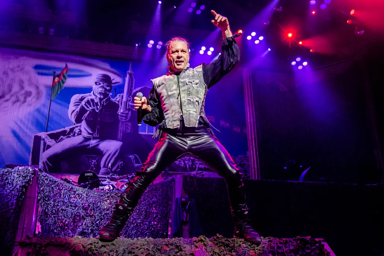 Κυκλοφόρησε το τρέιλερ του επίσημου ντοκιμαντέρ των IRON MAIDEN «Burning Ambition»