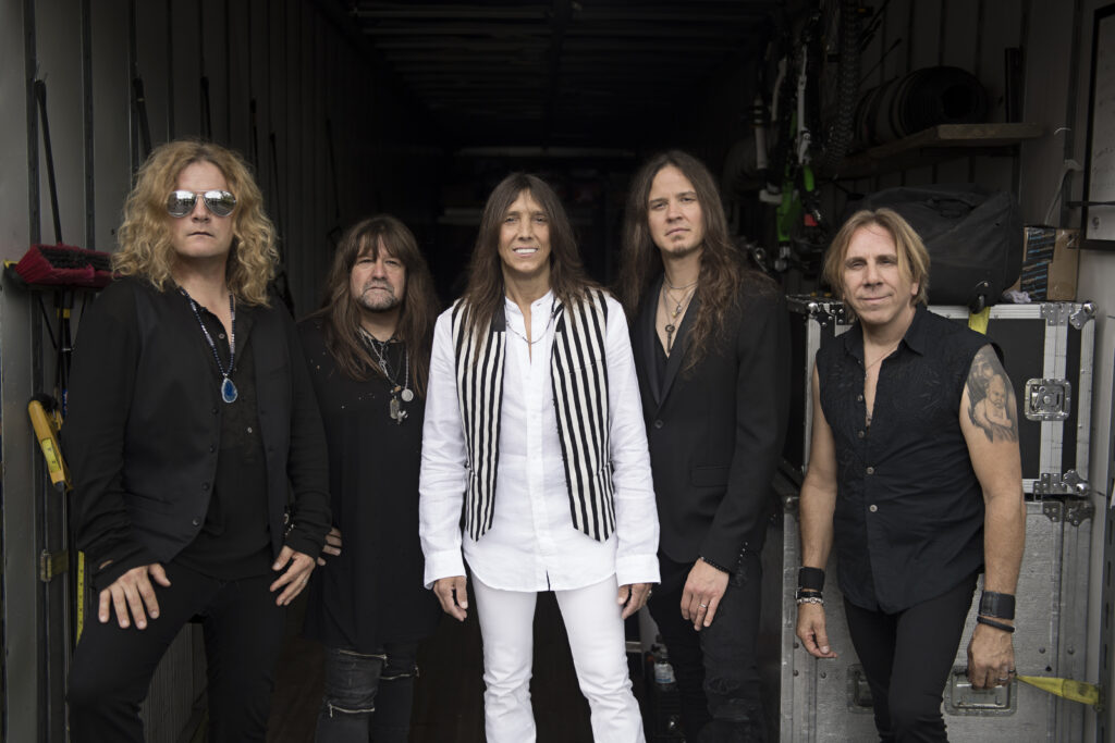 TESLA: Διασκεύασαν το «Spread Your Wings» των Queen για το νέο άλμπουμ «Homage»