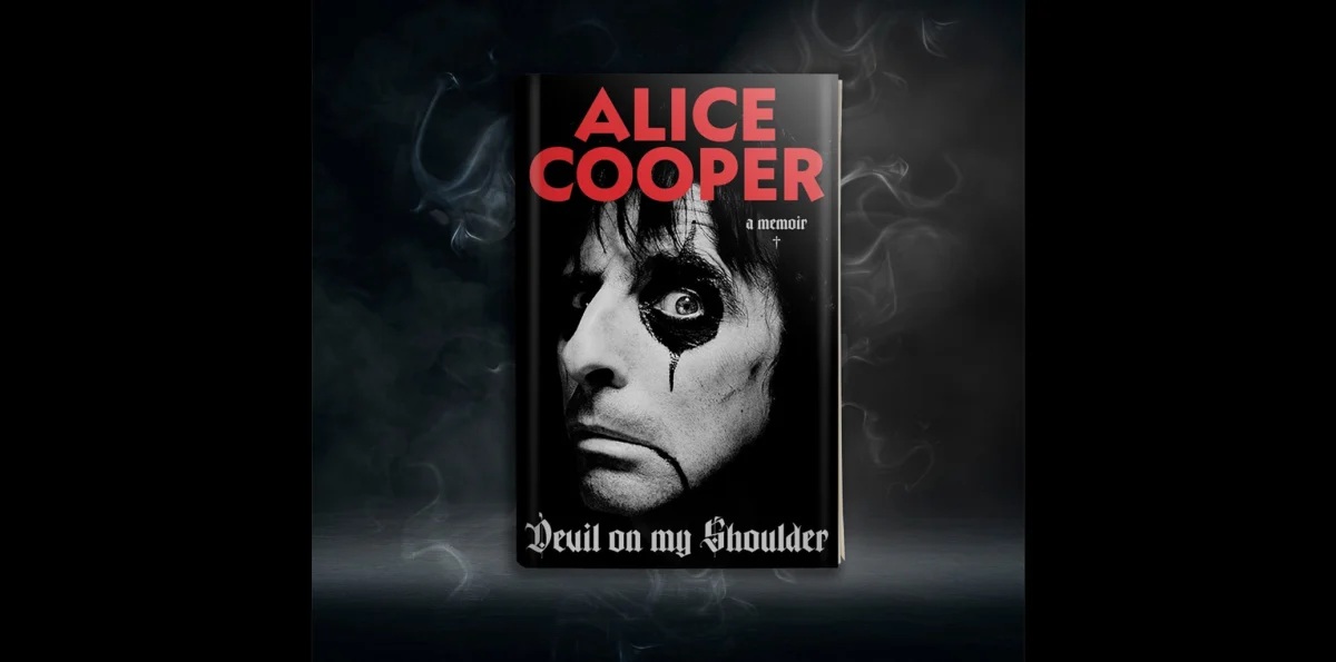 Ο ALICE COOPER δηλώνει ότι έχει υπογράψει 11.000 αντίτυπα των επερχόμενων απομνημονευμάτων του
