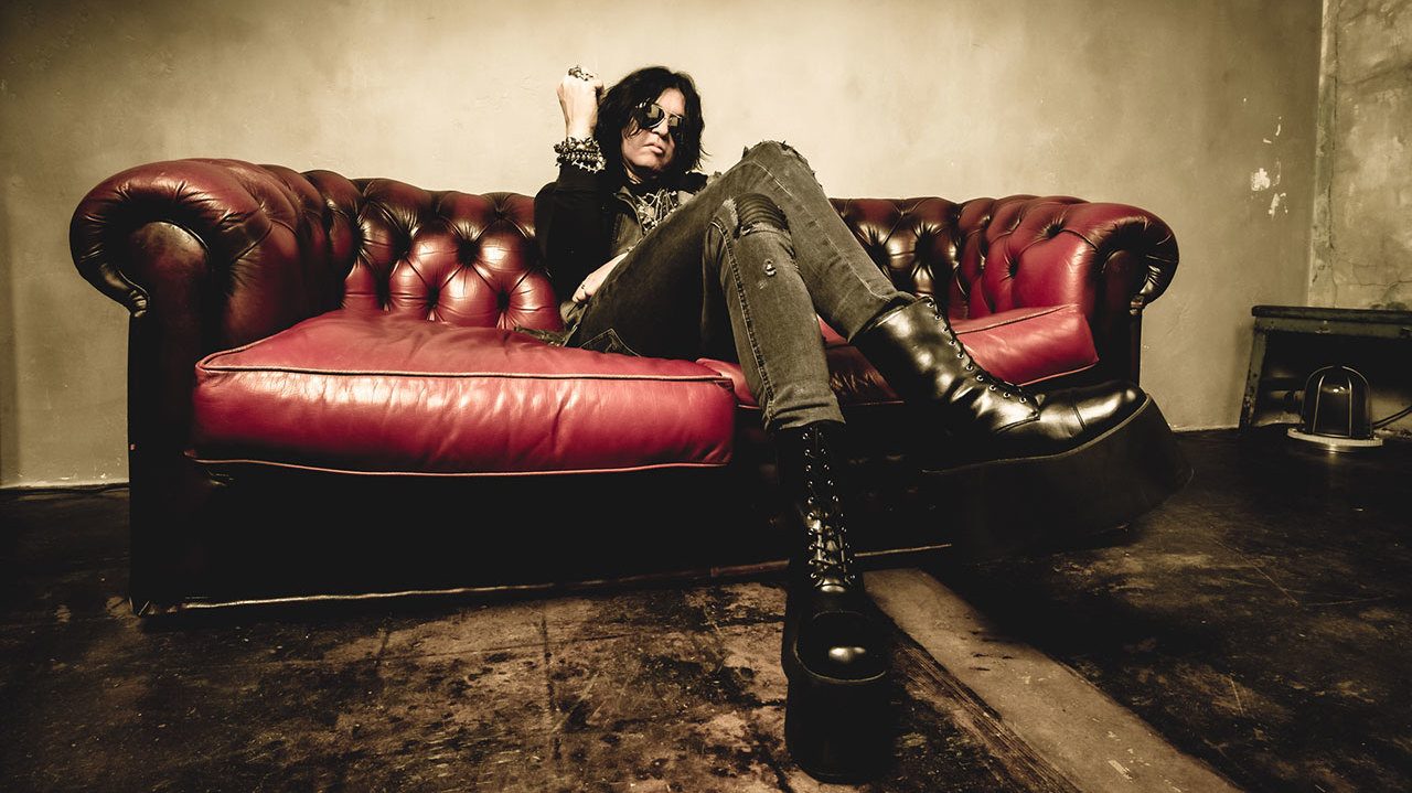 TOM KEIFER: «Για μένα, η σύνθεση τραγουδιών ξεκινά πάντα από τους στίχους»
