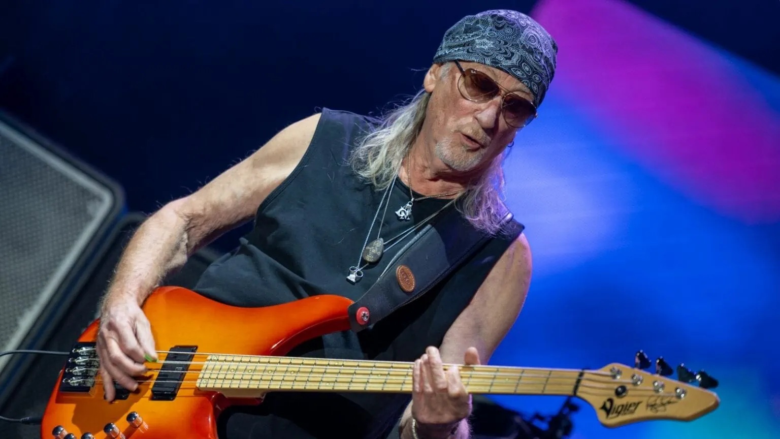 Roger Glover: Χαρακτηρίζει “φθηνό τέχνασμα δημοσιότητας” τις αποχαιρετιστήριες περιοδείες