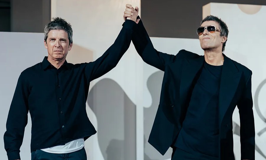 Οκτάλεπτο χειροκρότημα για τους αδελφούς Gallagher στην πρεμιέρα της ταινίας τους