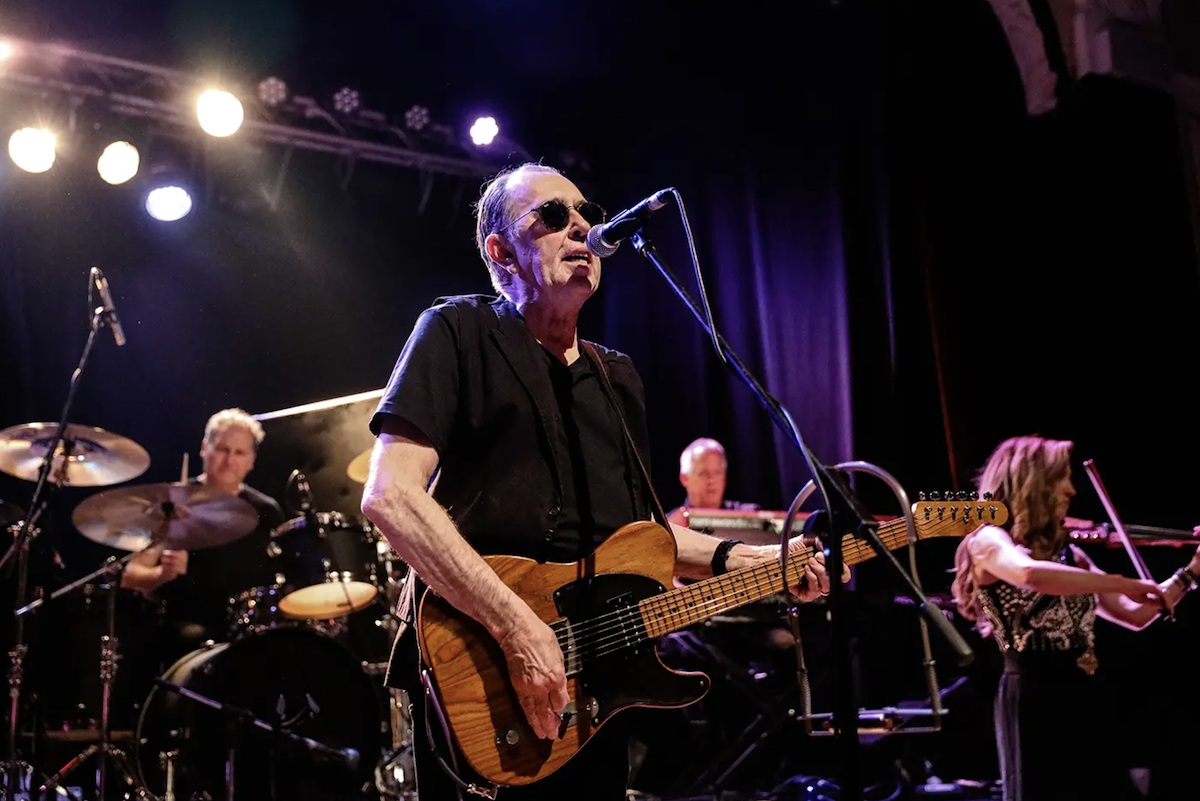 Ο David Surkamp, frontman των Pavlov’s Dog, πέθανε σε ηλικία 73 ετών