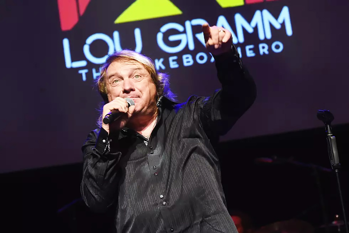 LOU GRAMM: «Το ροκ που βρίσκεται αυτή τη στιγμή στα charts δεν μου αρέσει. Δεν ξέρω καν αν θα το αποκαλούσα ροκ.»